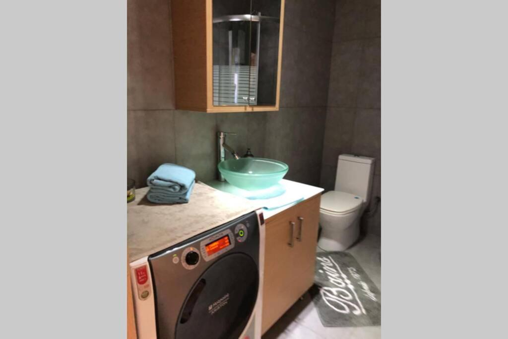 Hitech Appartment Amaliada Экстерьер фото